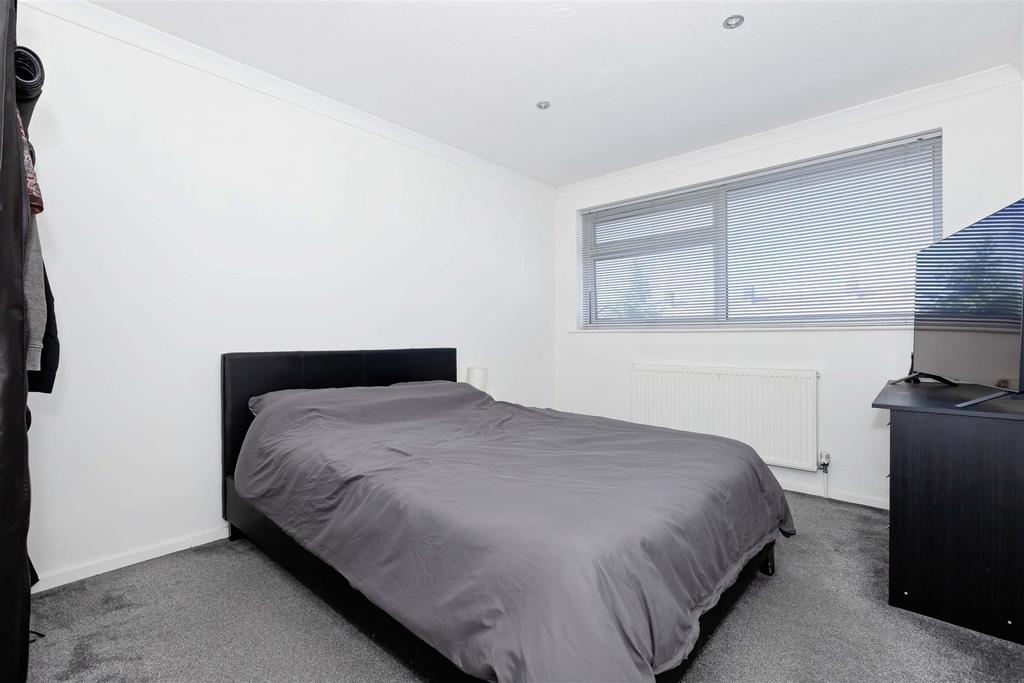Kipling Ave 2.jpg