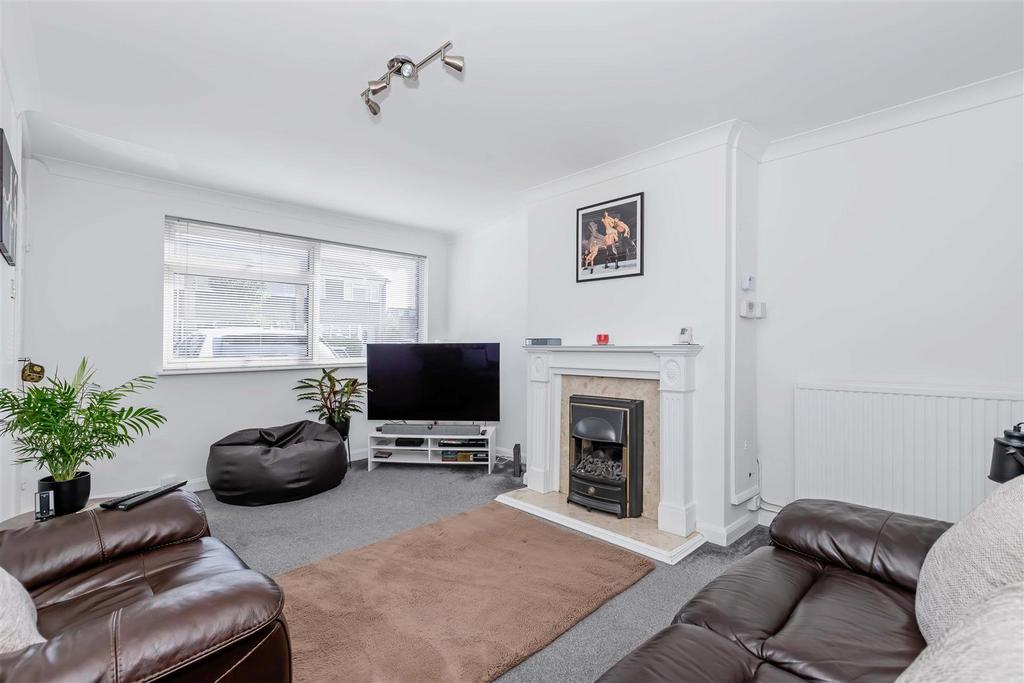 Kipling Ave 5.jpg