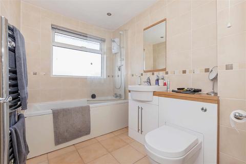 undefined, Kipling Avenue, Worthing