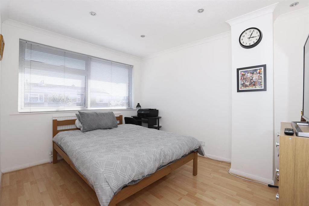 Kipling Ave 19.JPG