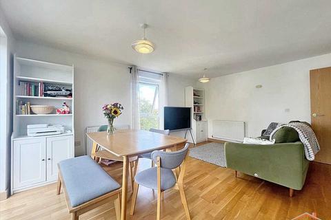 2 bedroom apartment for sale, Zodiac Close,, Edgware