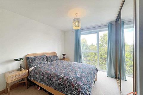 2 bedroom apartment for sale, Zodiac Close,, Edgware