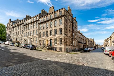 2 bedroom flat for sale, 18/3 Nelson Street, New Town, Edinburgh, EH3