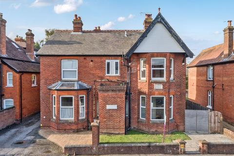 5 bedroom detached house for sale, Station Road, Petersfield, GU32