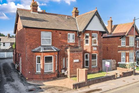 5 bedroom detached house for sale, Station Road, Petersfield, GU32