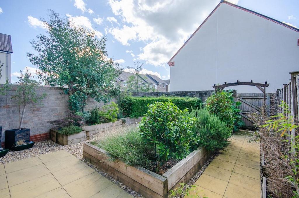 Rear garden.jpg