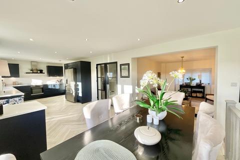 4 bedroom detached house for sale, Stafford Road, Woodseaves, ST20