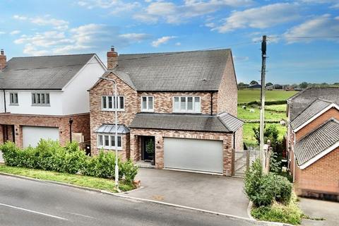 4 bedroom detached house for sale, Stafford Road, Woodseaves, ST20