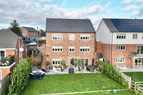 4 bedroom detached house for sale, Stafford Road, Woodseaves, ST20