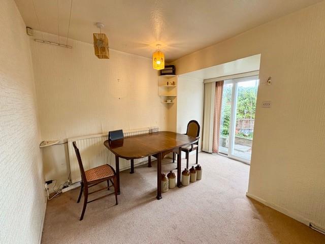 Dining Area.jpg