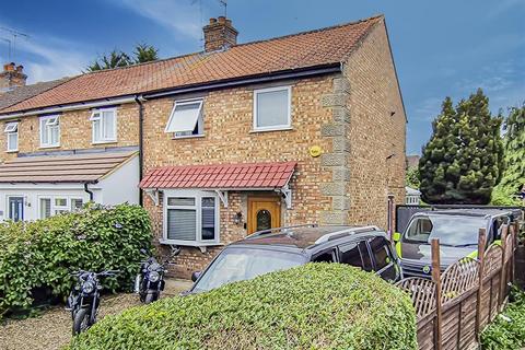 undefined, West Crescent, Windsor