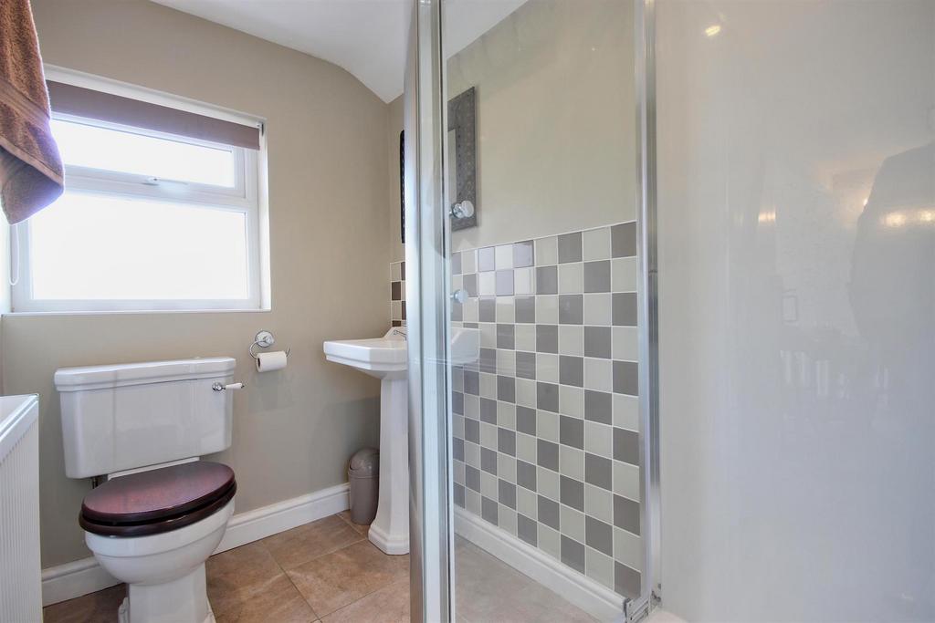 Shower room/w.c.