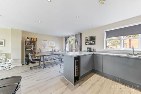 9 Priory Place, Featherstone, Pontefract, WF7 5FP