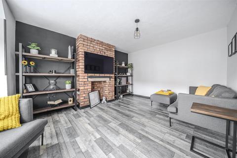 3 bedroom detached house for sale, Long Street, Easingwold, York