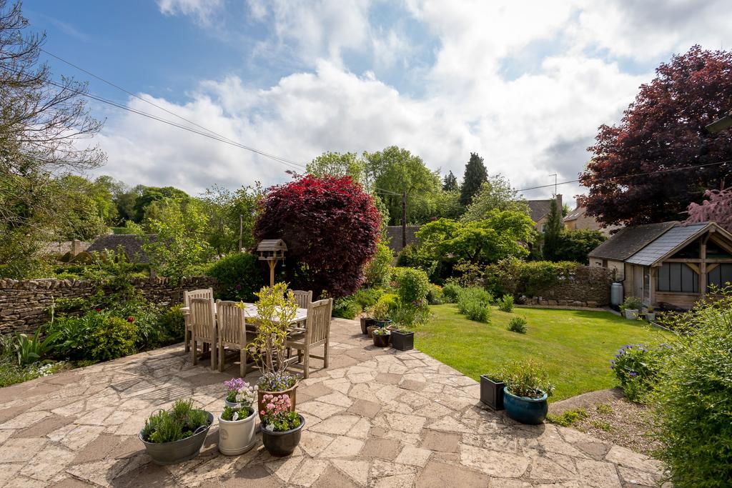 Lavender Cottage, Dunstibourne Leer, GL7 7 AS,...
