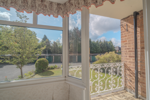 16 Bryanston Court, Solihull, B91 1BN