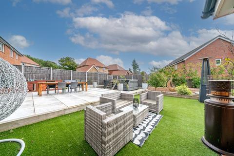 undefined, Mallard Crescent, Caddington, LU1