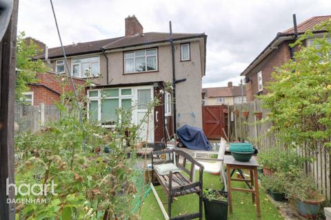 undefined, Osborne Square, Dagenham