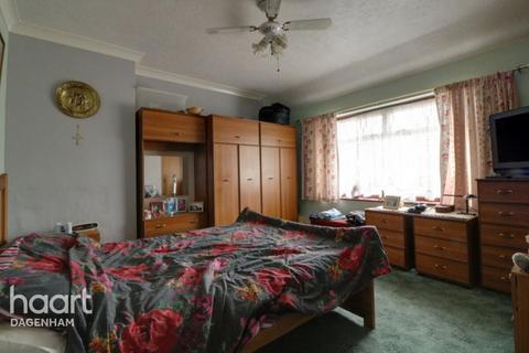 undefined, Osborne Square, Dagenham