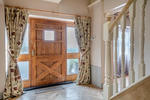 undefined, Heol Ty Newydd, Blackwood