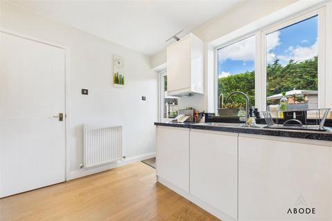 3 bedroom detached house for sale, Milne Avenue, Lichfield WS13