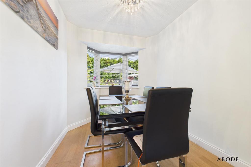 CAM03473 G0-PR0452-STILL018.jpg