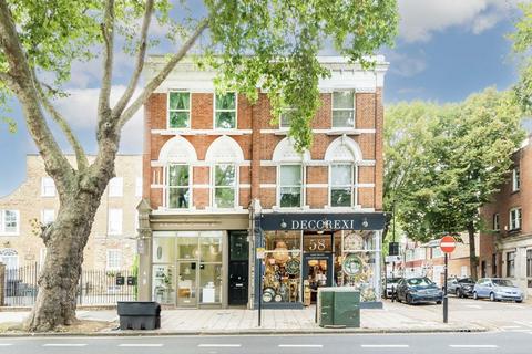 2 bedroom flat for sale, Chiswick High Road, London W4