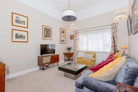 undefined, Thorn Road, Worthing