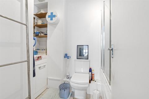 undefined, Marine Parade, Worthing, West Sussex, BN11