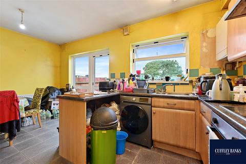 3 bedroom terraced house for sale, George V Way, Perivale, Middlesex, UB6