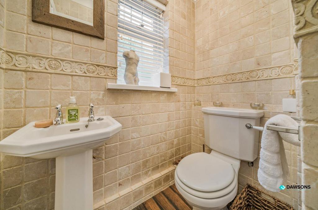7e0ab2e9-2241-439e-abe2-6f8f8eae6869.jpg