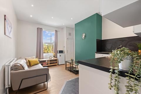 WINSTANLEY TERRACE, Leeds