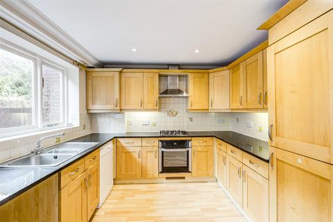 undefined, High Street, Findon, Worthing, West Sussex, BN14