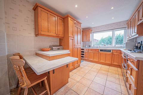 undefined, Woodrow Crescent, Knowle, B93