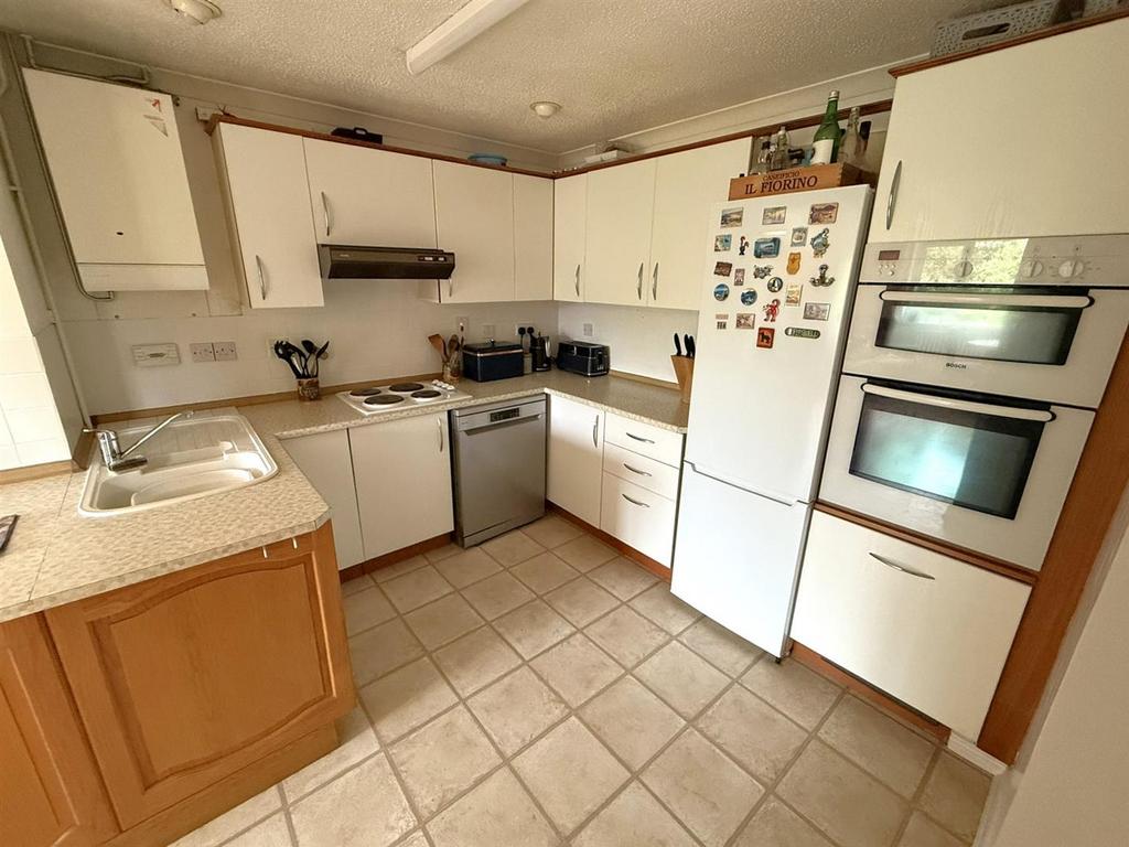 Fitted Kitchen