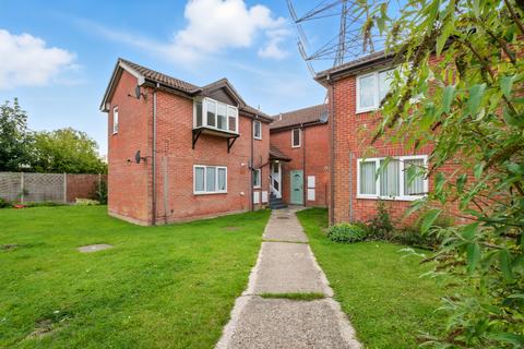3 bedroom flat for sale, London Road, Waterlooville PO8