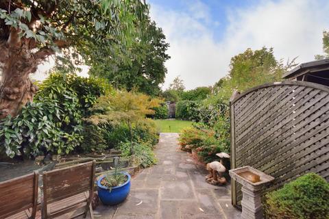 undefined, Horley, Surrey, RH6