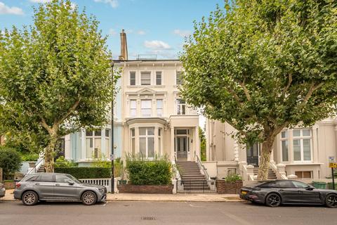 Belsize Park Gardens, Belsize Park, London, NW3