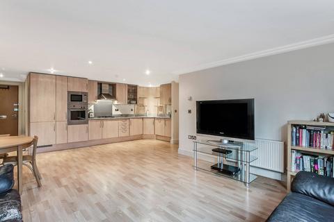 3 bedroom flat for sale, Kidderpore Avenue, Hampstead, London, NW3