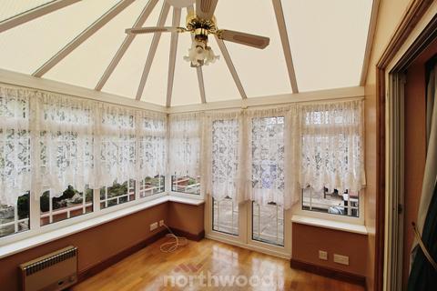 3 bedroom semi-detached house for sale, The Grove, Doncaster DN2