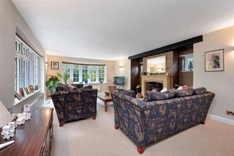 5 bedroom detached house for sale, Church Close, Hose