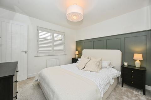 3 bedroom semi-detached house for sale, Little Lea Drive, Merseyside WA9