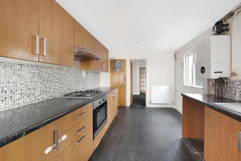 undefined, Melrose Avenue, Mitcham