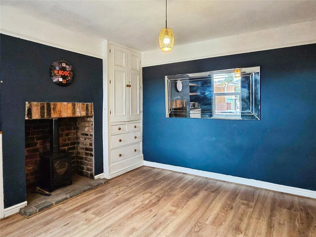 Sitting/Dining Room