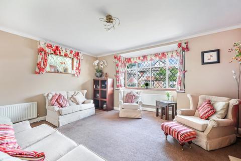 4 bedroom detached house for sale, Rutherwyke Close, Stoneleigh