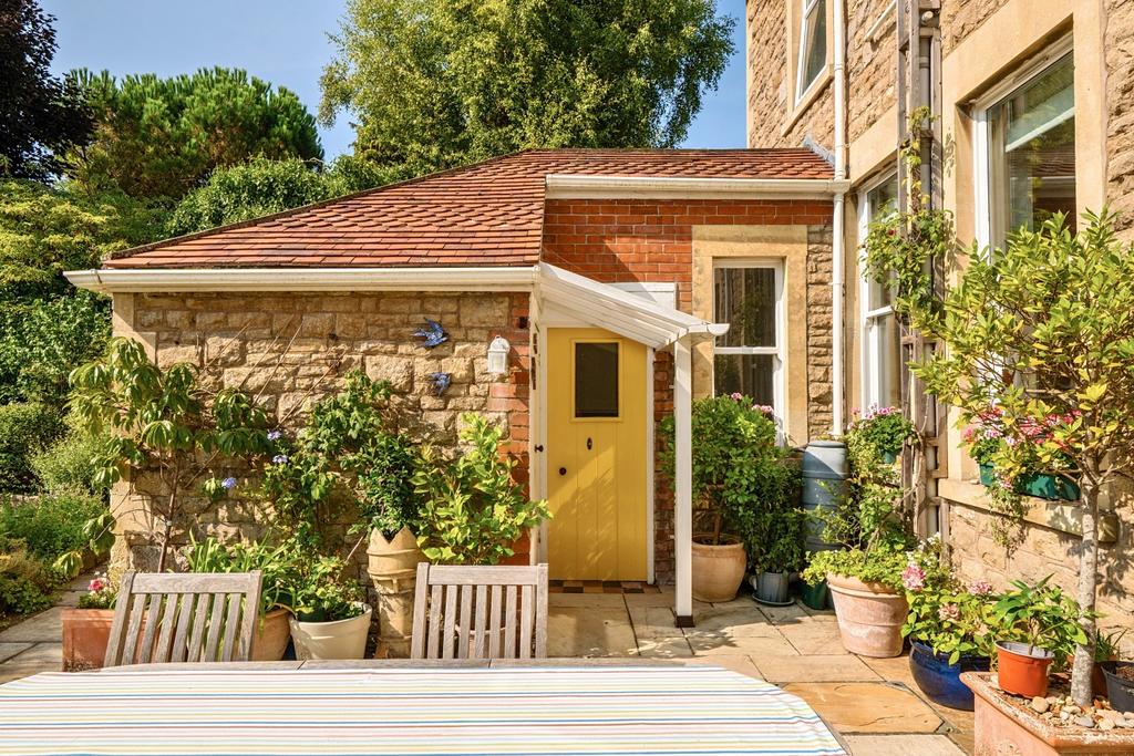 Potting shed
