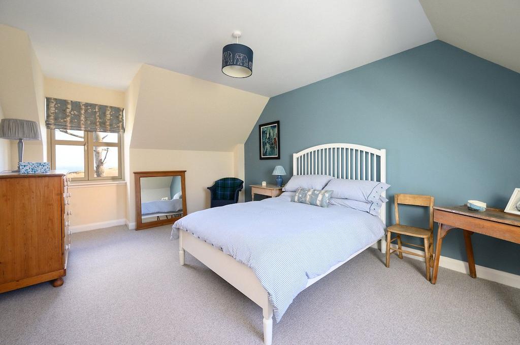 Loch Hse-Bed 2