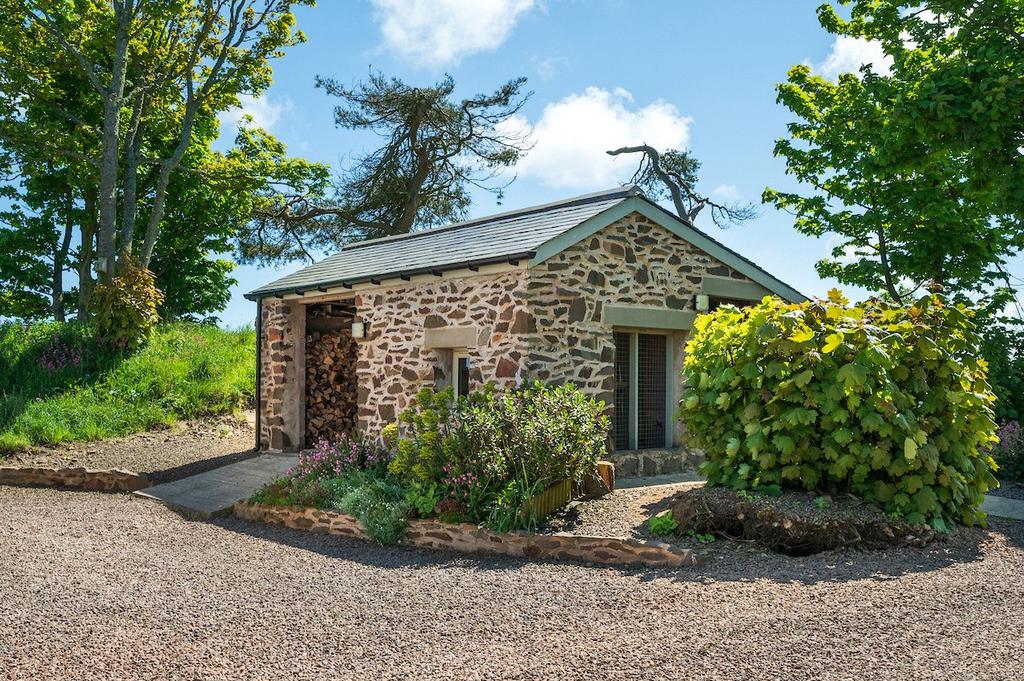 Loch Hse-Outbuilding