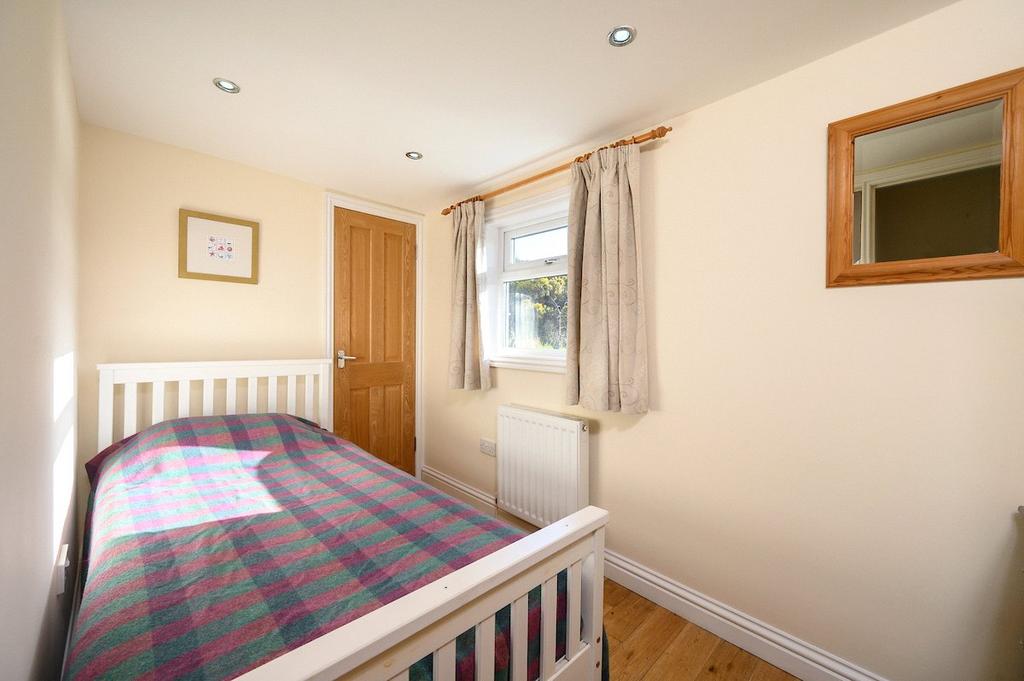 Lochside Cot-Bed 2