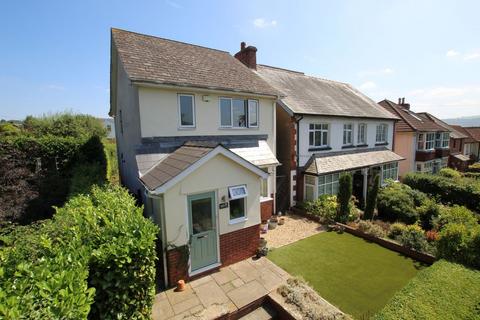 Hereford Road, Abergavenny, NP7
